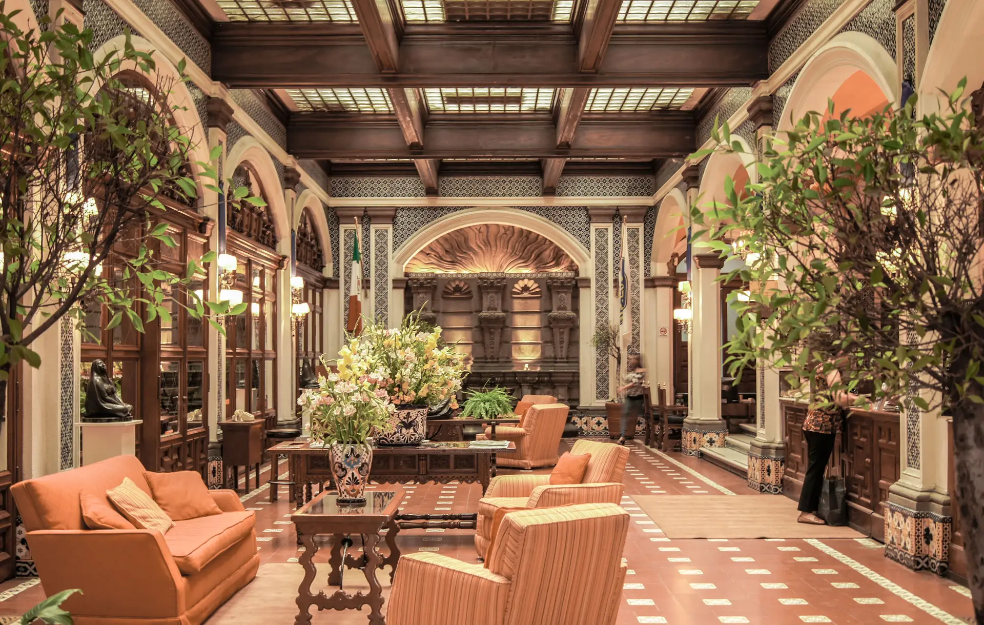 AlvessianprestigeStay Grand Lobby